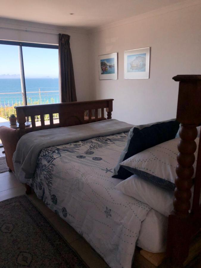 Ollava Guesthouse Simonʼs Town Exterior foto